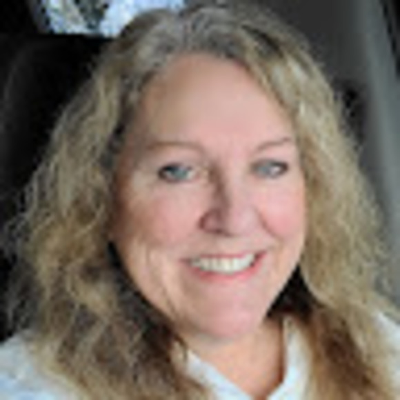 Meet your Posher, Pam - Picture 1 of 1